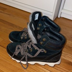 NEW Sorel Kinetic Conquest Black Suede Leat